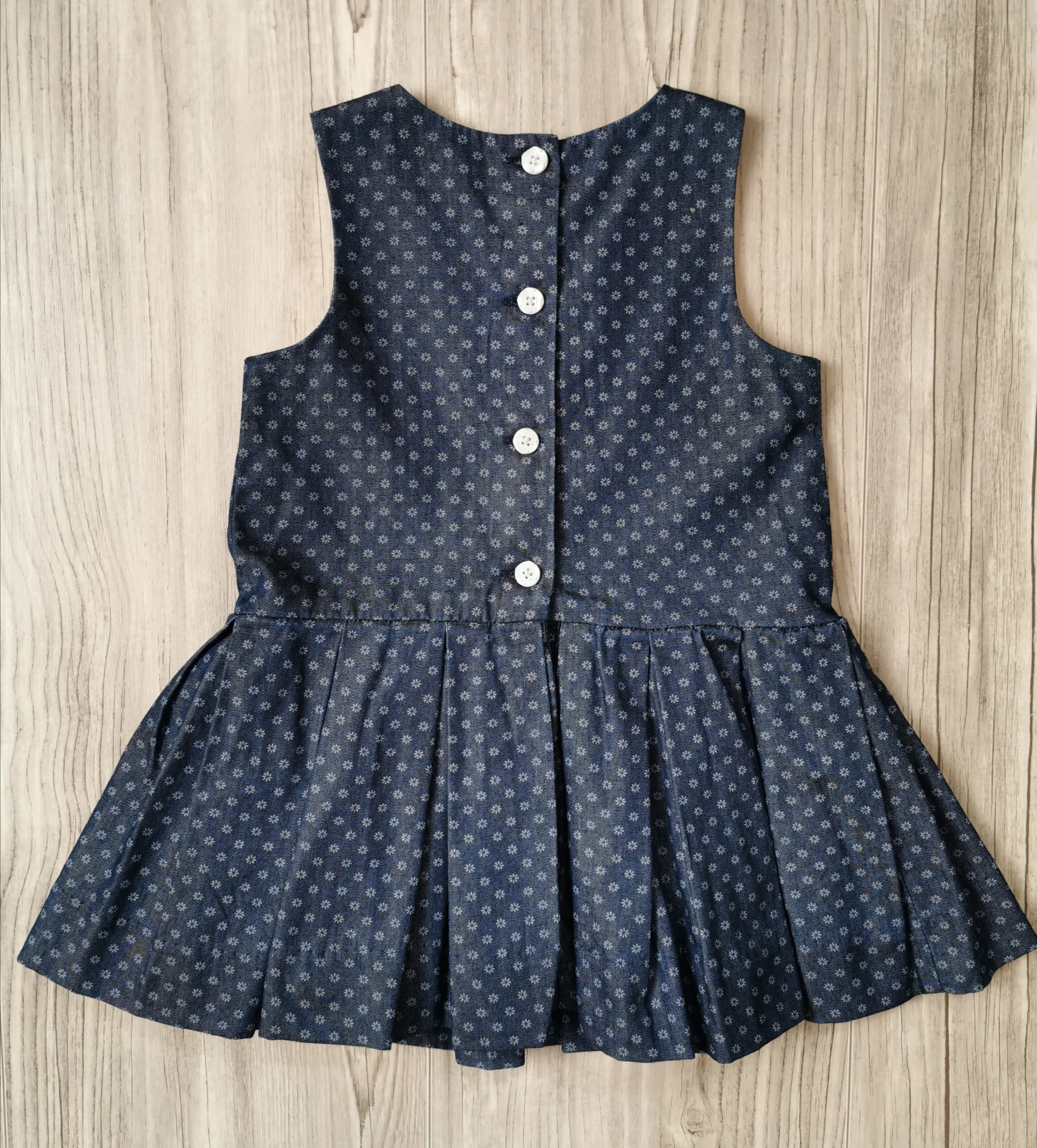 BABY GIRL SIZE 12 MONTHS - TOMMY HILFIGER A-line Pleated Tennis Dress EUC B37