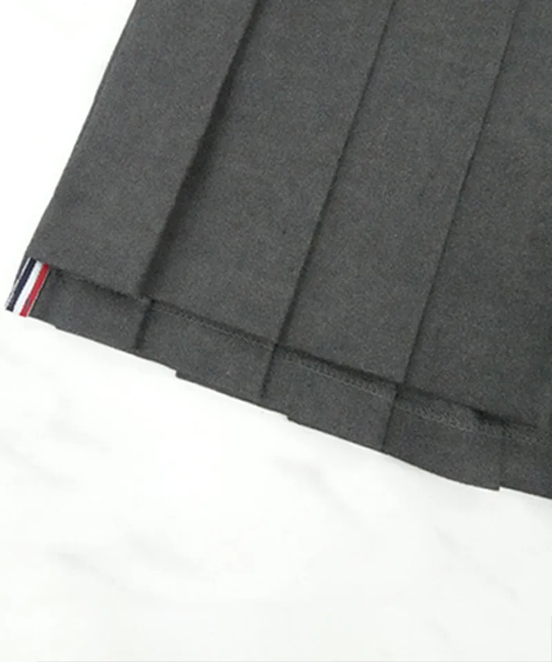 BENECIA 12  Classic Skirt With Quilting - Gray