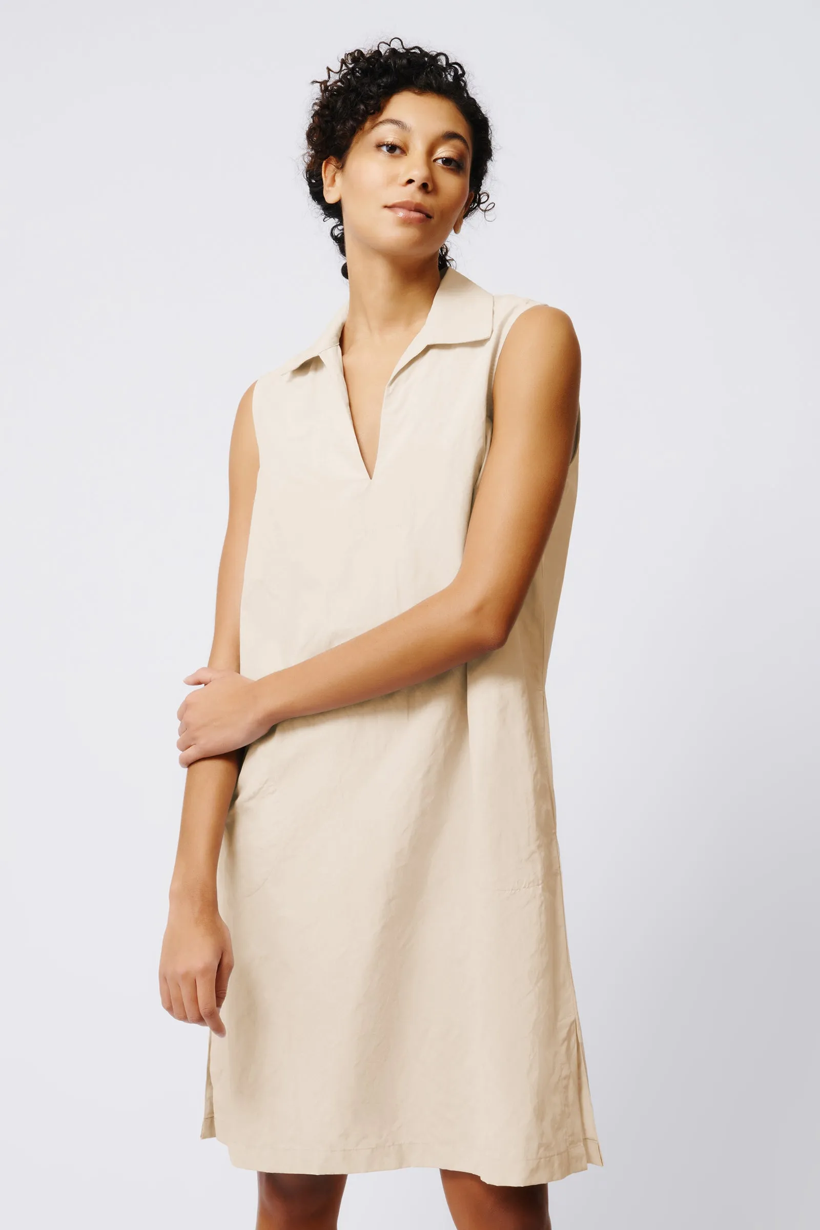 Eden Sleeveless Collared V Dress - Khaki