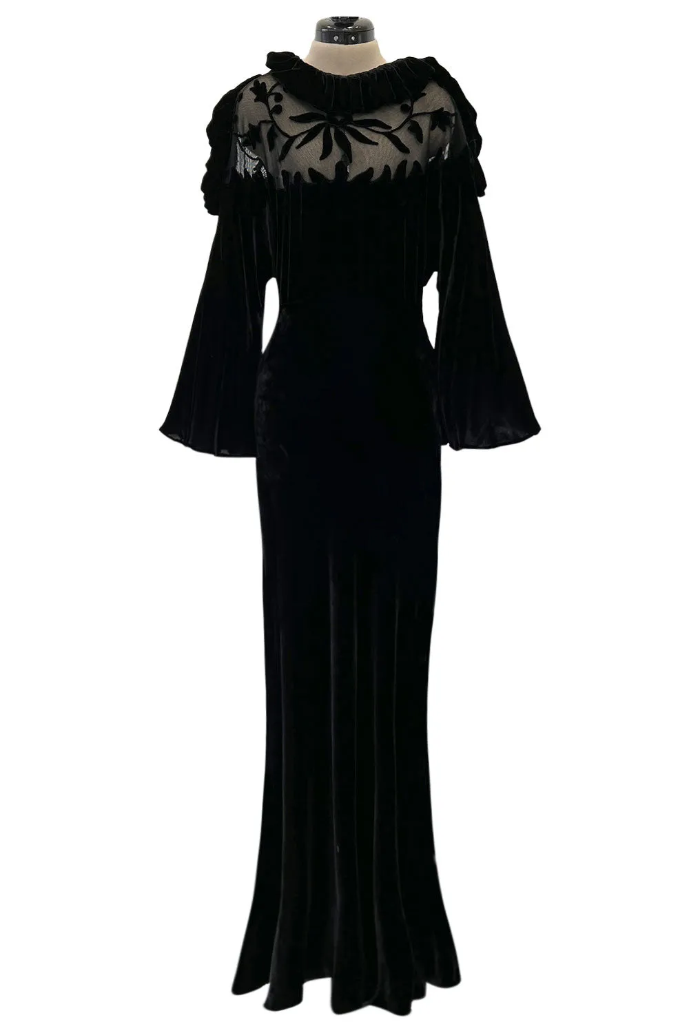 Gorgeous 1930s Bias Cut Silk Velvet Dress w Silk Mesh & Applique Detailing & Incredible Sleeves