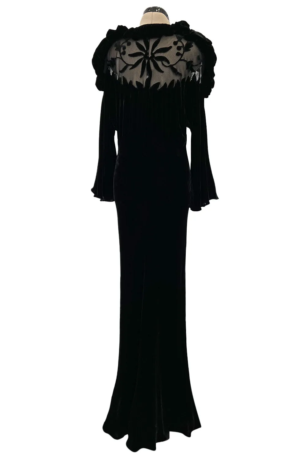 Gorgeous 1930s Bias Cut Silk Velvet Dress w Silk Mesh & Applique Detailing & Incredible Sleeves