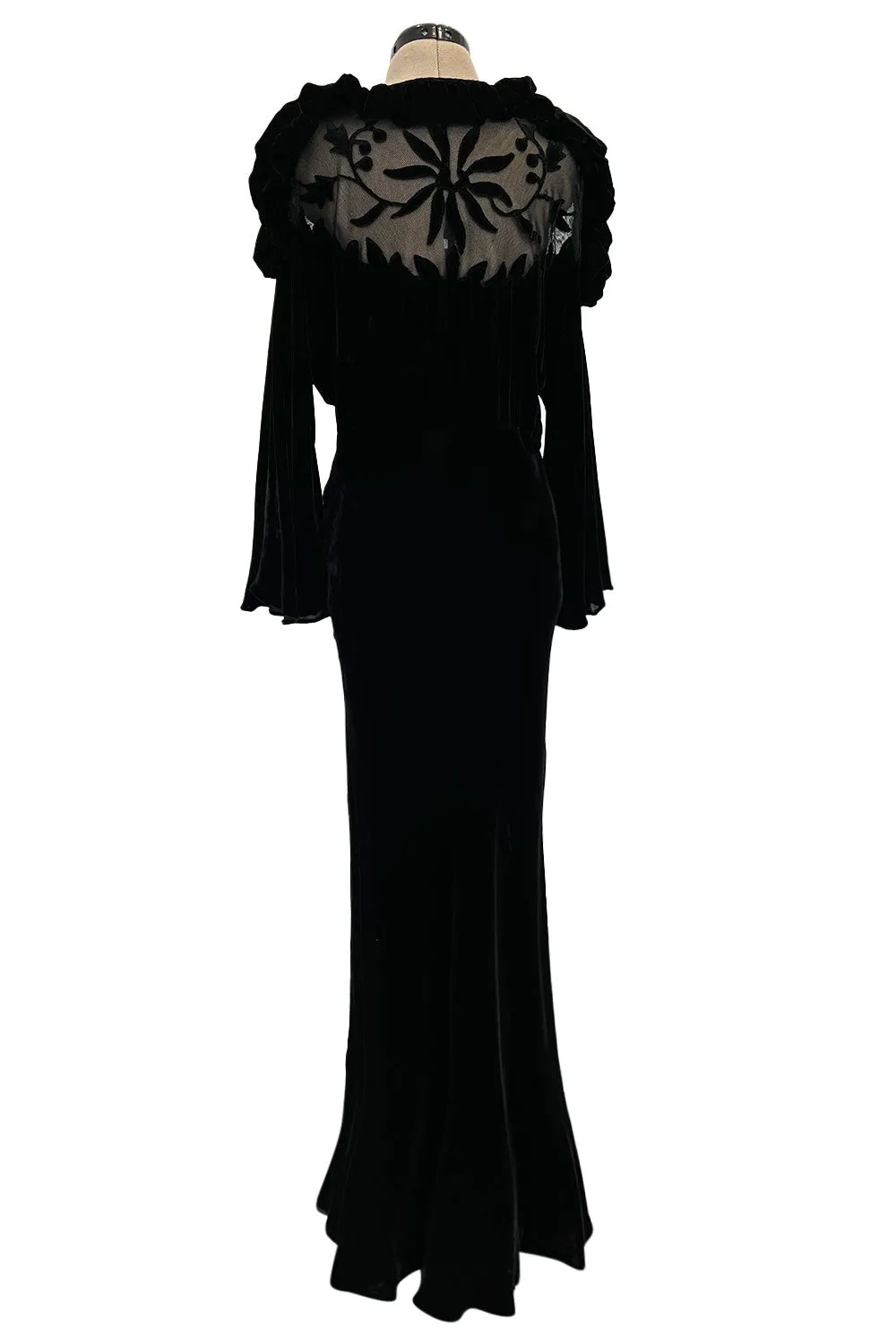 Gorgeous 1930s Bias Cut Silk Velvet Dress w Silk Mesh & Applique Detailing & Incredible Sleeves