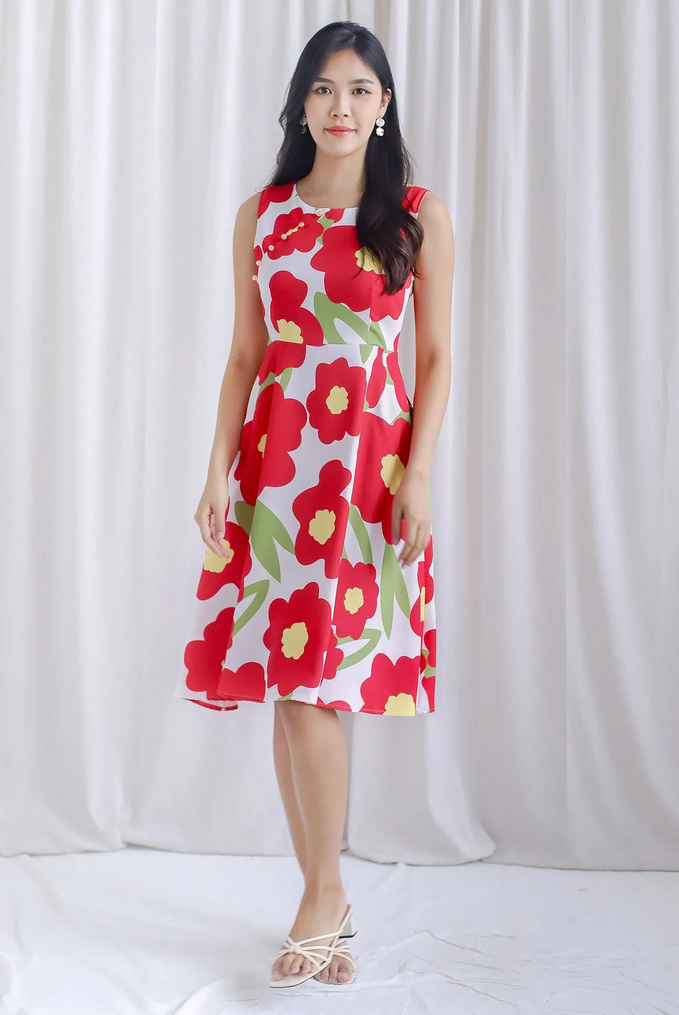 Jennett Oriental Pearl Buttons Floral Dress In Red