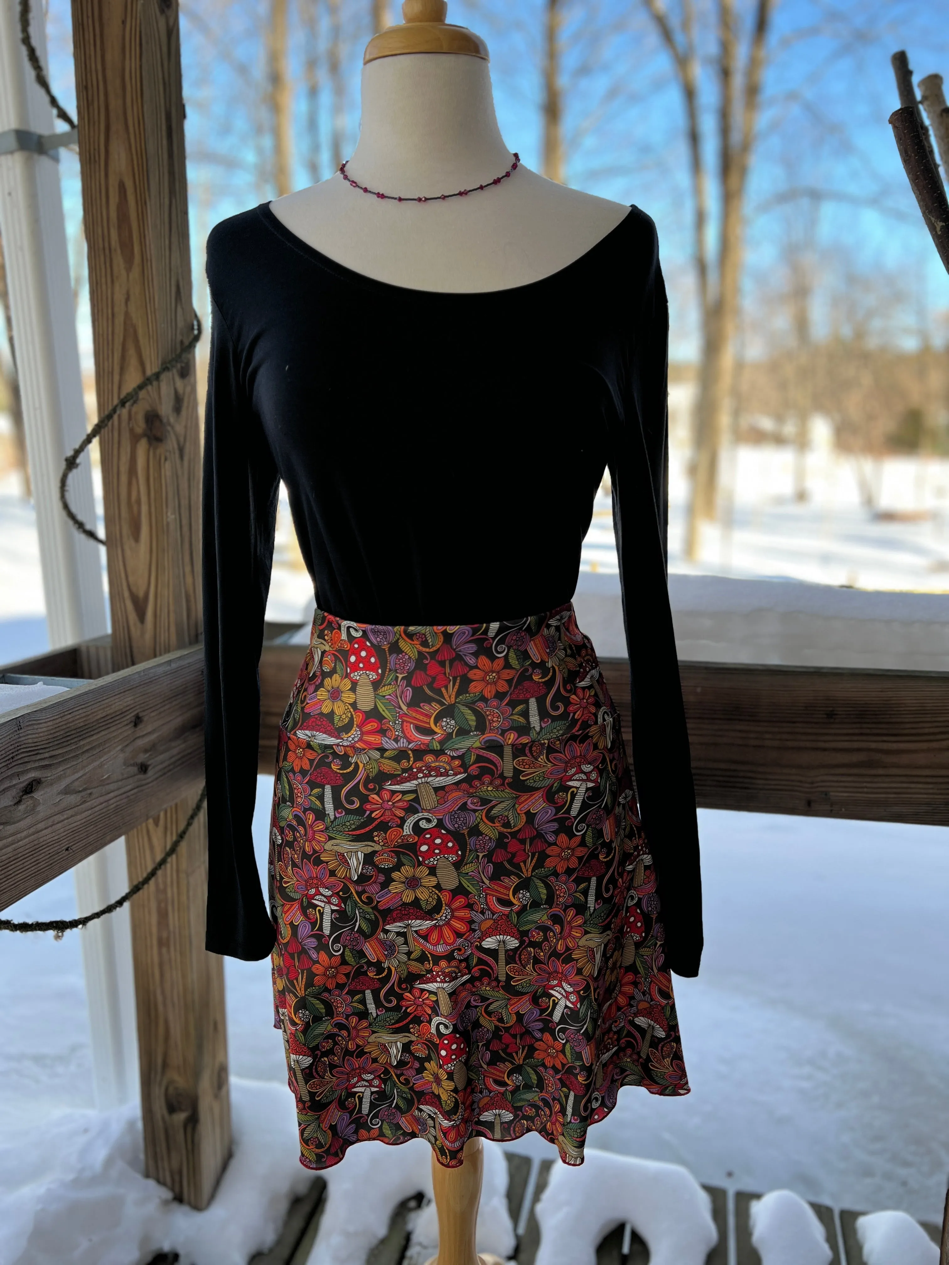 Reign Vermont Adventure Skirt in Fungi